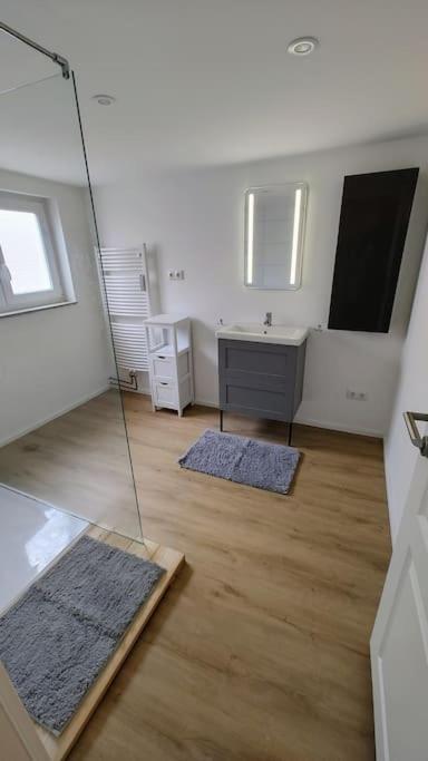 Ferienwohnung Resl - Geschmackvoll Renoviert & Zentral Im Historischen Schindelhaus Oberstaufen Ngoại thất bức ảnh